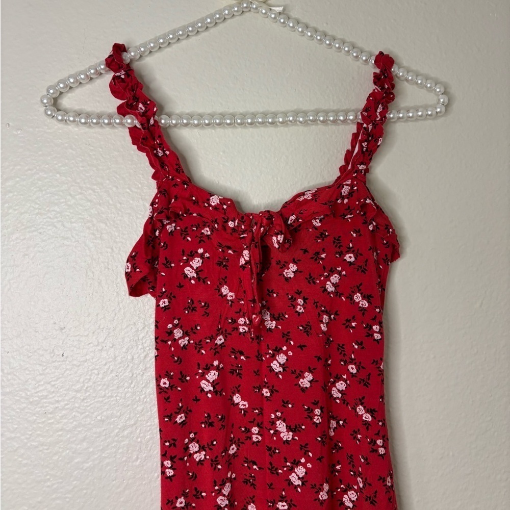 PrettyLittleThing Women Red Floral Frill Details Mini Dress - Picture 9 of 11